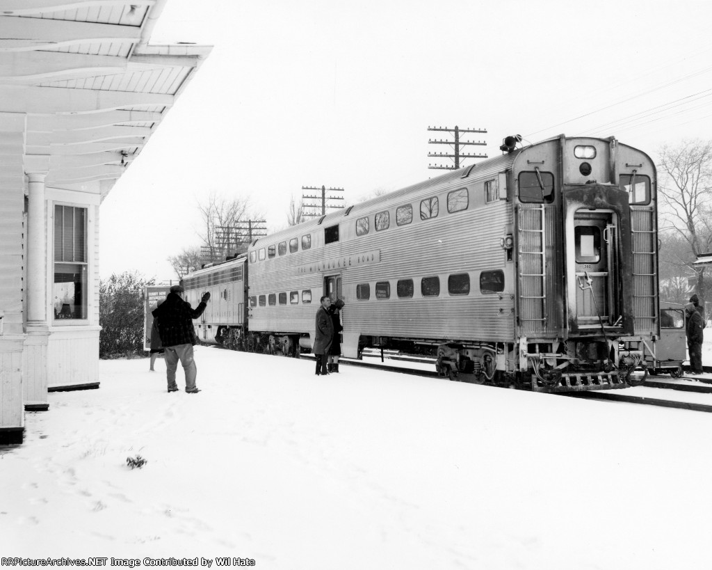 Milwaukee Road Gallery Cab Coach 380